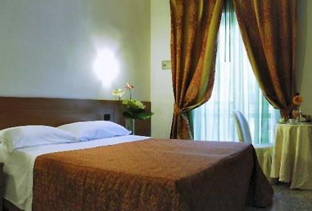 Hotel Villa Giusy Castellaneta Marina Luaran gambar