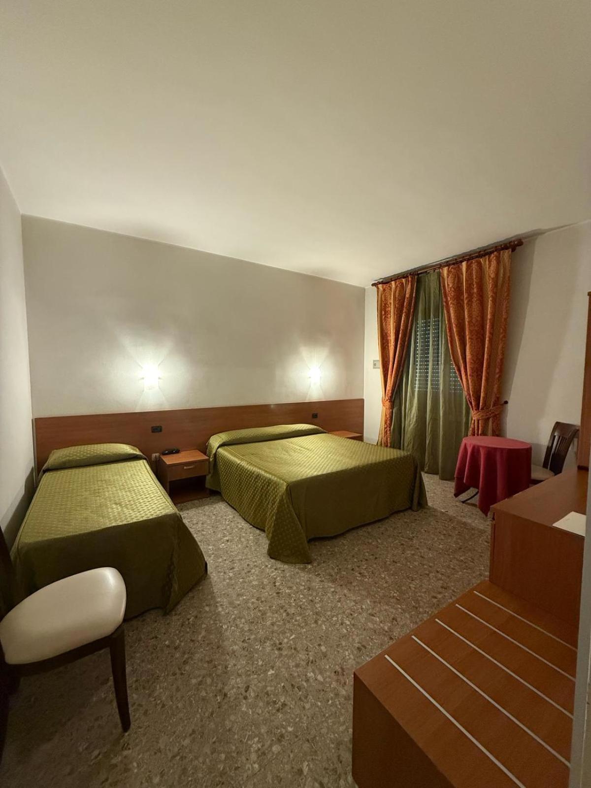 Hotel Villa Giusy Castellaneta Marina Luaran gambar