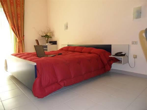 Hotel Villa Giusy Castellaneta Marina Luaran gambar